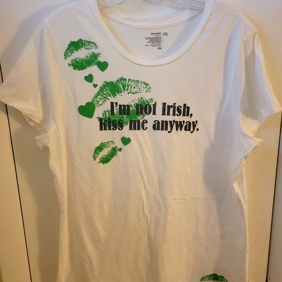 Size XL Old Navy St. Patricks Day Tee - Picture 1 of 2